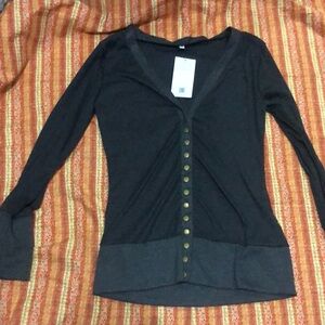 Black Fitted Buttoned Cardigan‎ Sweater